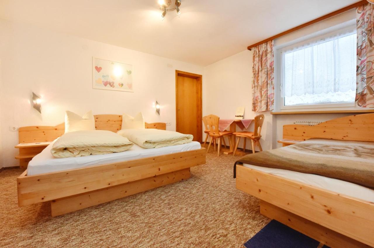 Pension Piz Buin Партенен Екстериор снимка